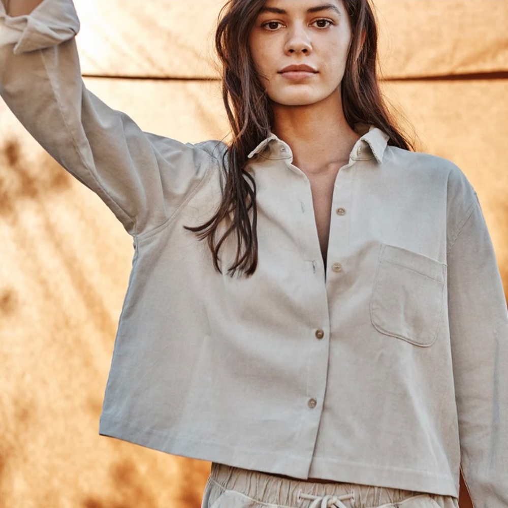 NWT Parker Cropped Corduroy Button-Up Shirt (Velvet by Graham & Spencer)